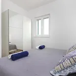 Riva Apartment *