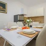Riva Apartment