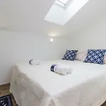 Apartment Riva *