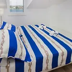 Riva * Krapanj