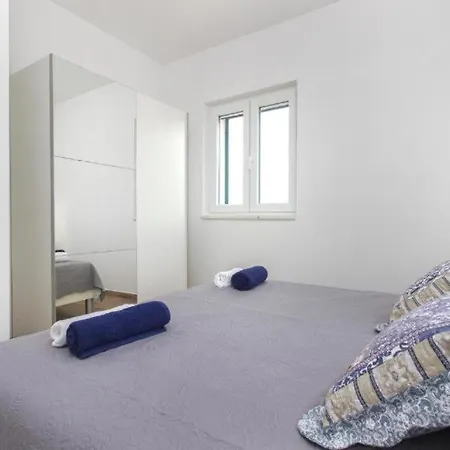 Riva Apartament *