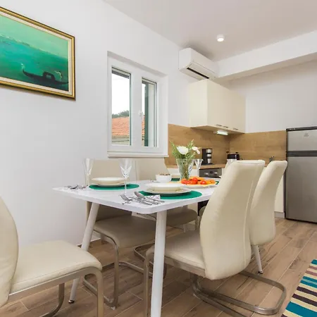 Apartament Riva