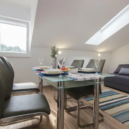 Riva Apartmán *