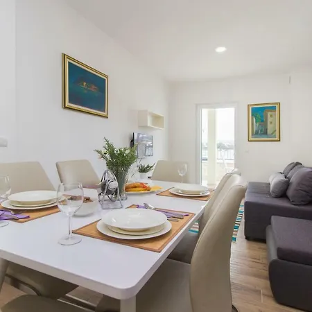 Riva Apartmán *